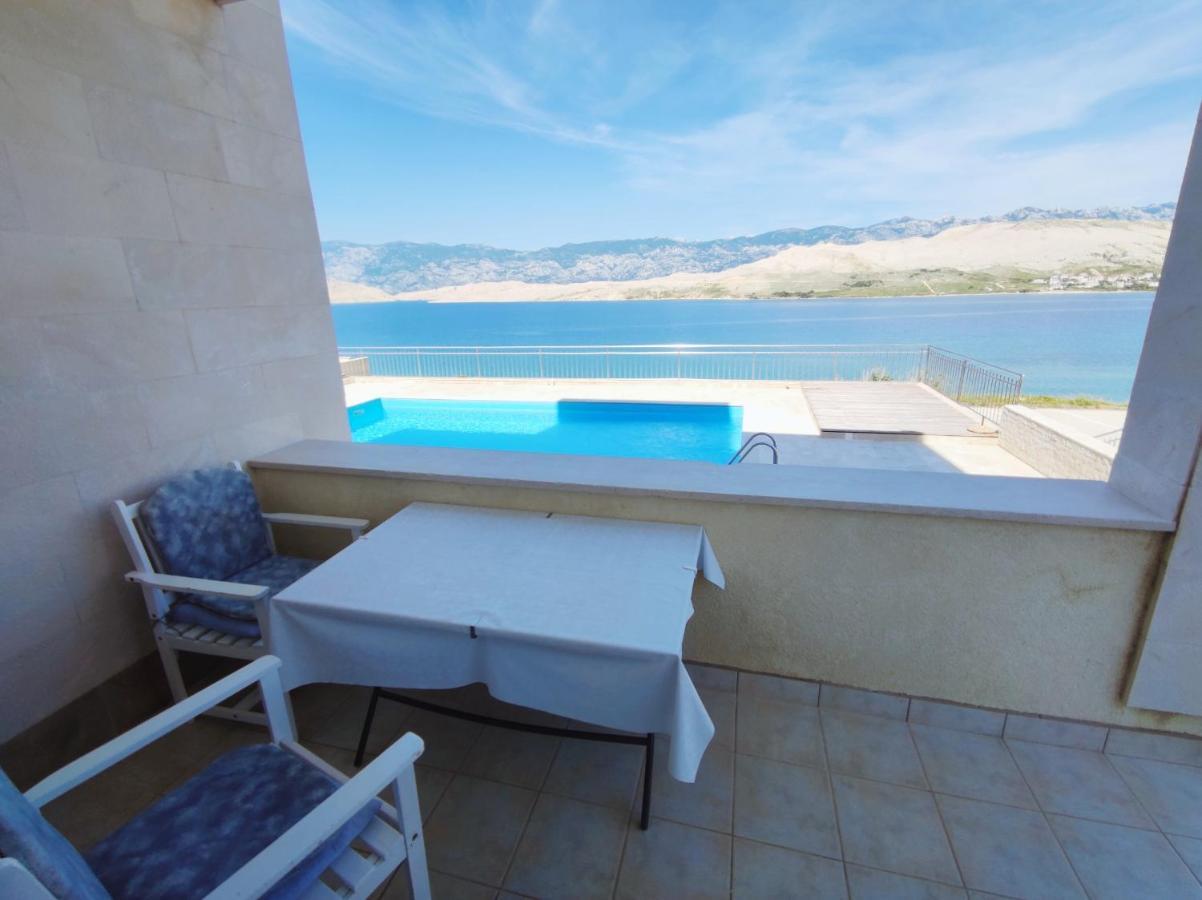 Sea View & Pool Studio Pag Town Exterior foto